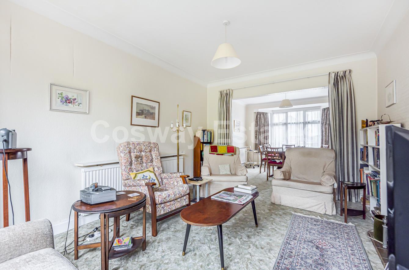 Glenmere Avenue, Mill Hill